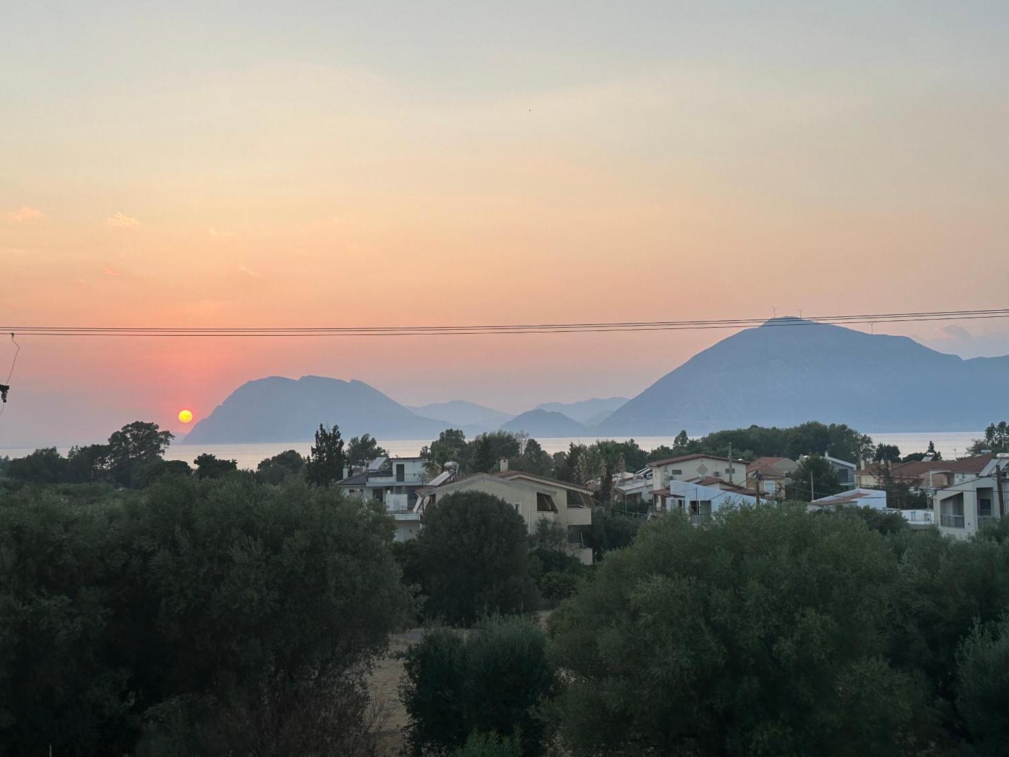 Δωματιο Με Ησυχία Και Θέα Πάτρα Εξωτερικό φωτογραφία